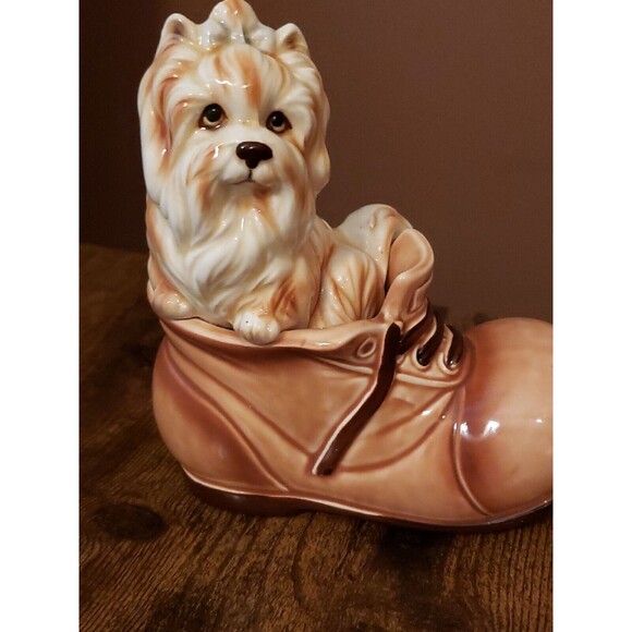 Vintage Dog in Boot Figurine Made in Japan Puppy Shoe - Picture 3 of 9